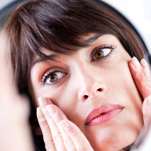 ¿Cómo aplicar la crema antiarrugas?